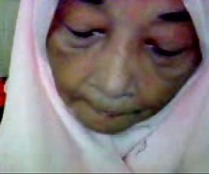 Malaysian Granny Blowjob - 1..